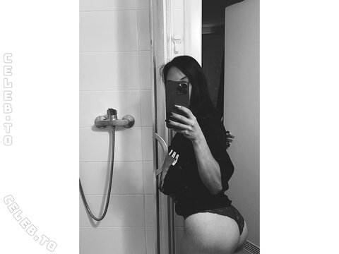 Rike Lisaserotik98 nude photo 6