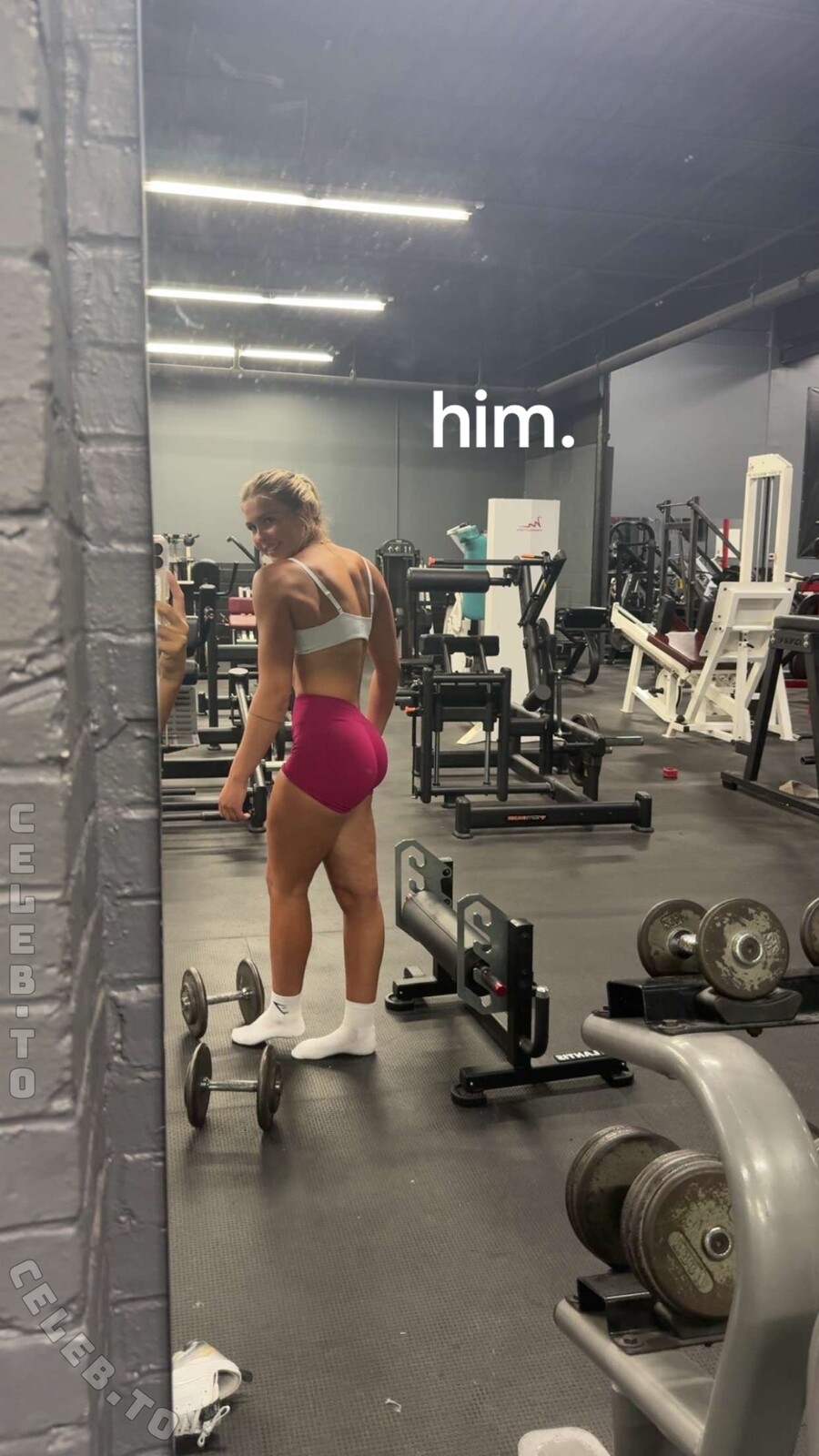 Riley Bilger nude photo 2
