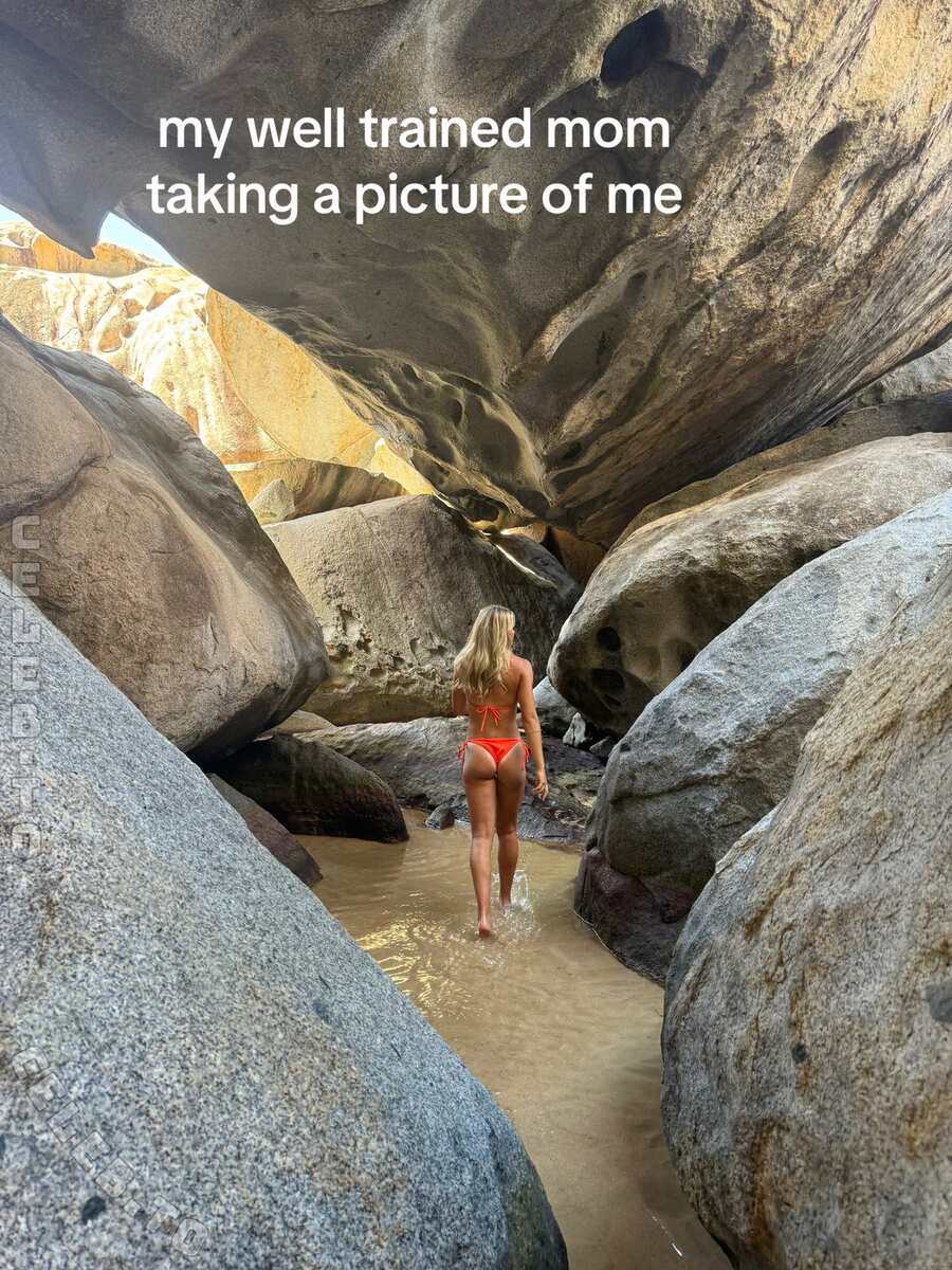 Riley Bilger nude photo 7