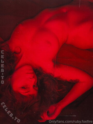 Riley Pinkerton nude photo 5