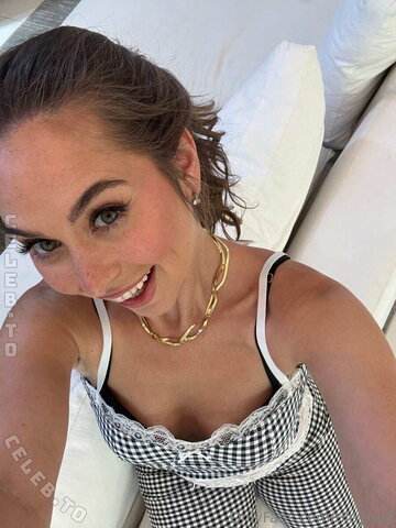 Riley Reid nude photo 191