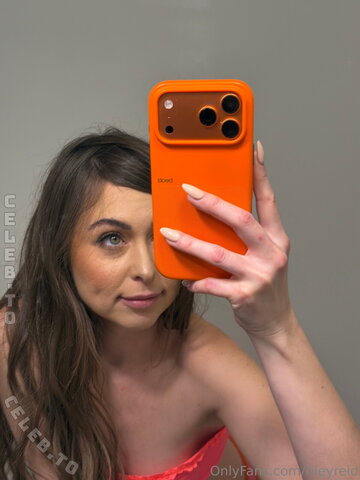 Riley Reid nude photo 346