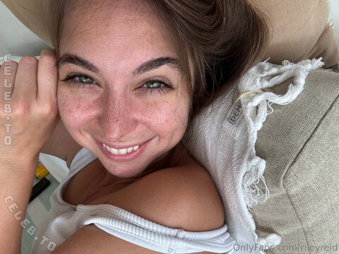 Riley Reid nude photo 44