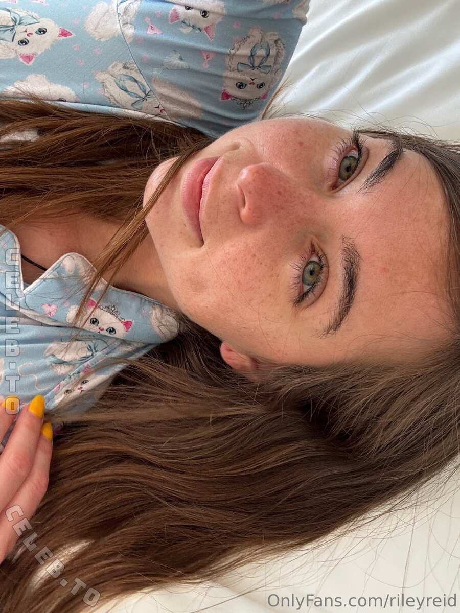 Riley Reid nude photo 2