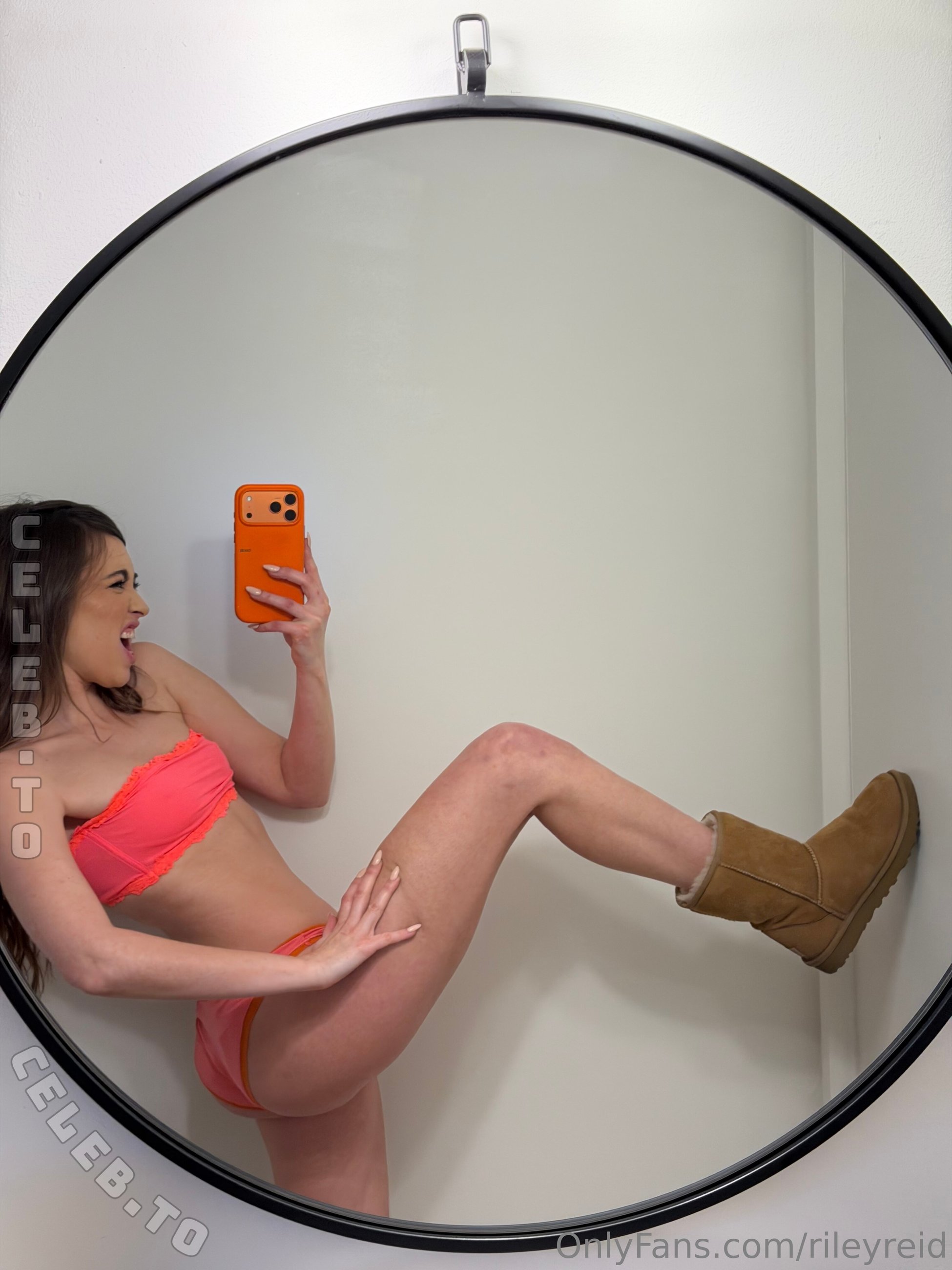 Riley Reid nude photo 3