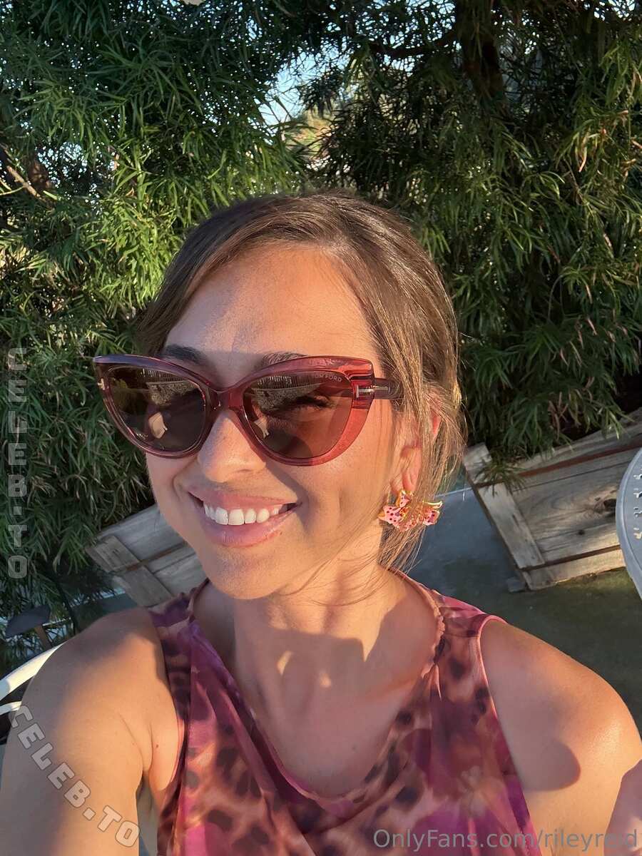 Riley Reid nude photo 2