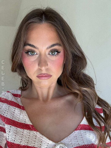 Riley Reid nude photo 49