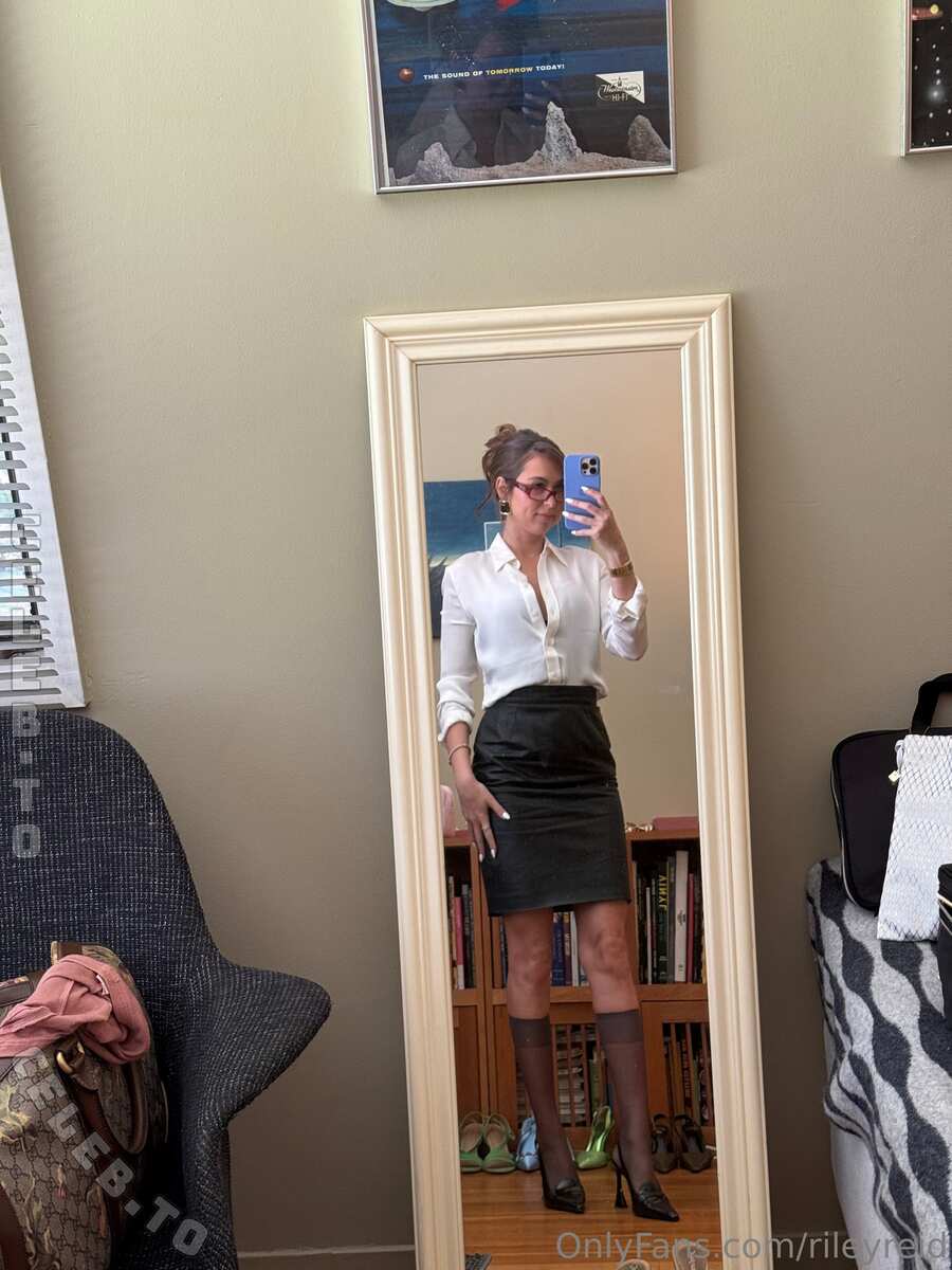 Riley Reid nude photo 15