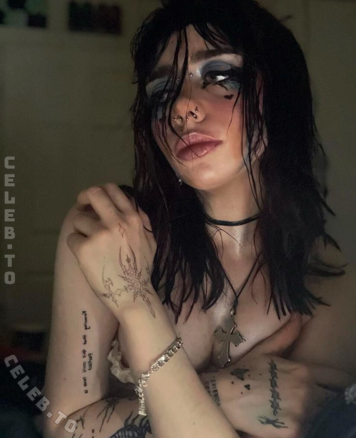 Rio Lawlor nude photo 4