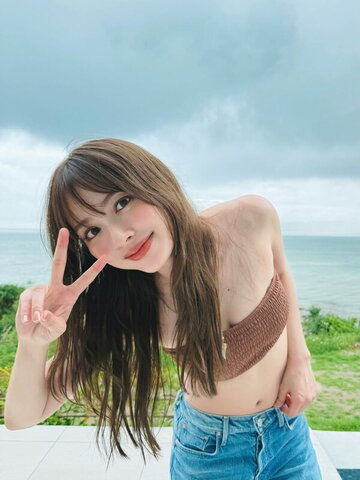 Rio Uchida nude photo 8