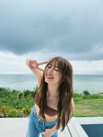 Rio Uchida nude photo 7