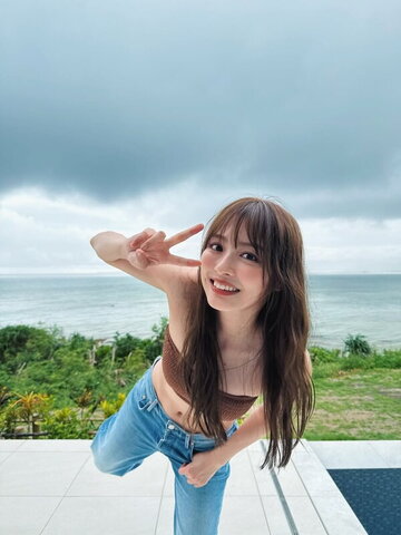 Rio Uchida nude photo 6