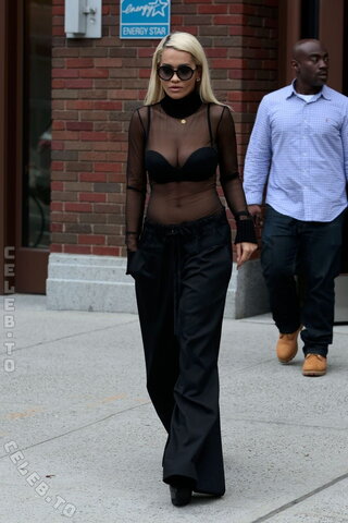 Rita Ora nude photo 44