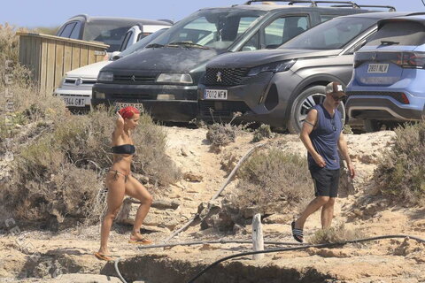 Rita Ora nude photo 82