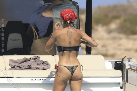 Rita Ora nude photo 74