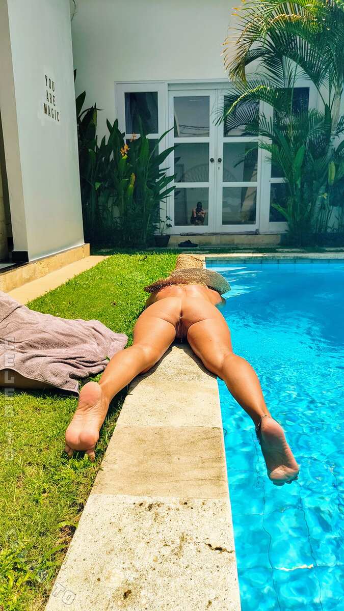 Rita Porcu nude photo 2
