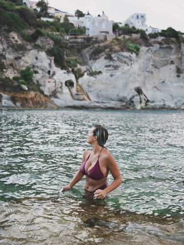 Roberta Pugliese nude photo 18