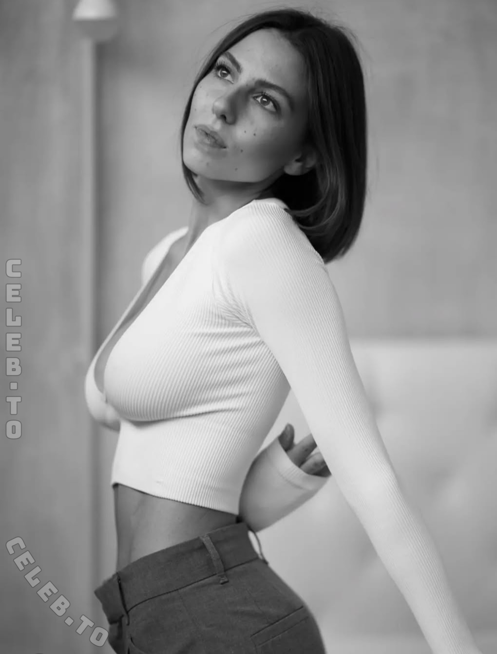 Roberta Serafini nude photo 6
