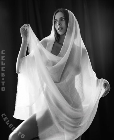 Roberta Serafini nude photo 6