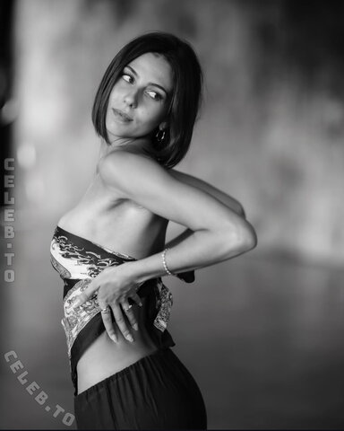 Roberta Serafini Hot (4 photos)