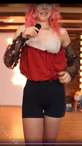 Roflgirl_ nude