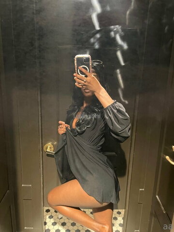 Rohilu nude photo 41