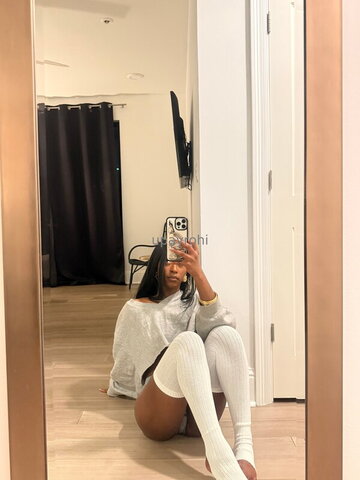 Rohilu nude photo 25