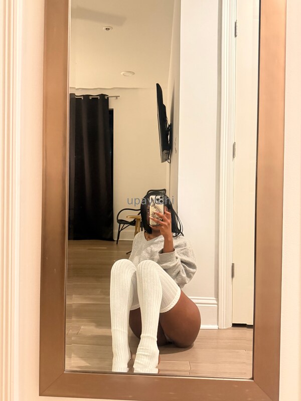 Rohilu nude photo 25