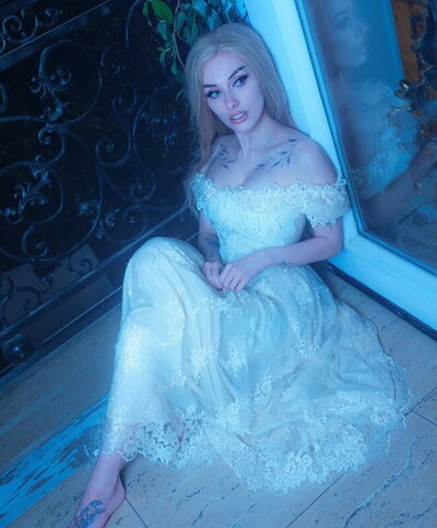 Rolyatistaylor nude photo 5