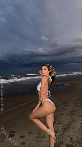 Romina Malaspina nude photo 57
