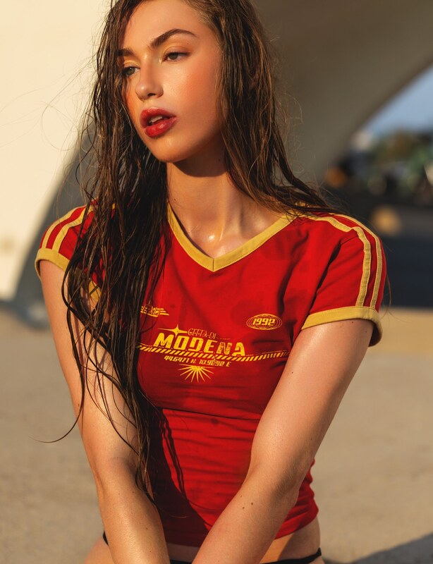 Romy nude photo 12