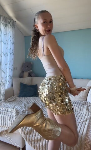 romysvibess nude photo 13