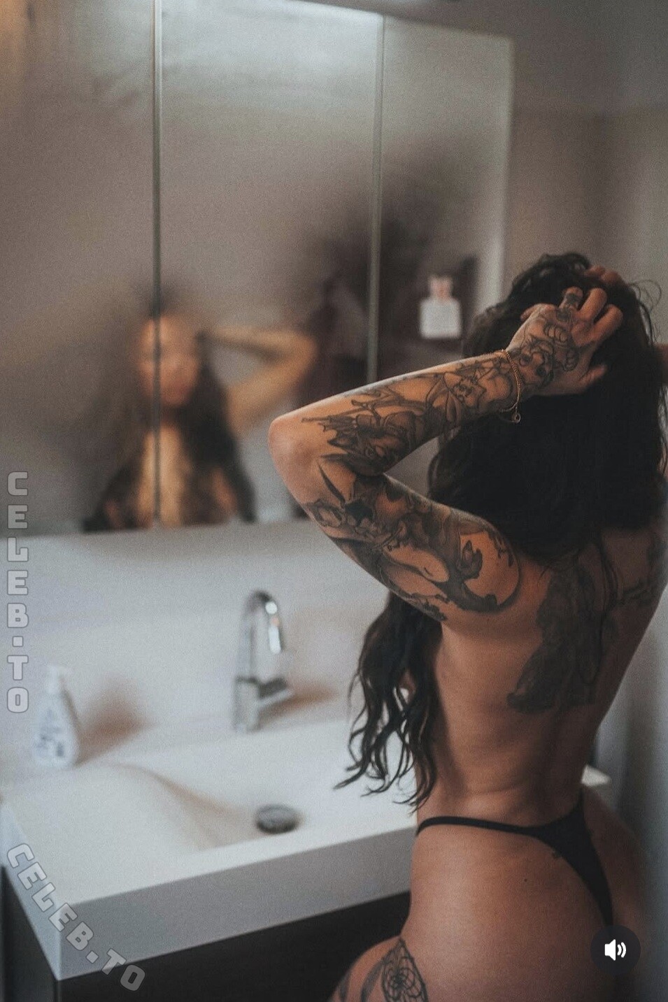 Ronja Madeleine nude photo 2