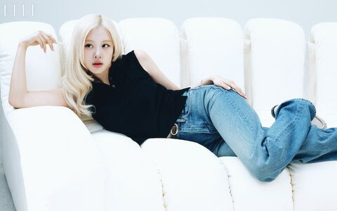 Rosé nude photo 23
