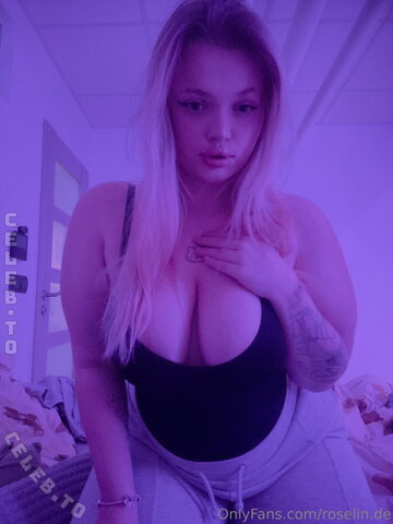 Roselin.de nude photo 23