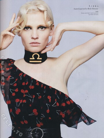 Rosie Huntington-Whiteley nude