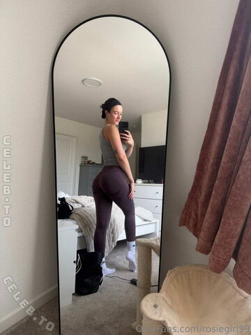 rosiegirl99 nude photo 2