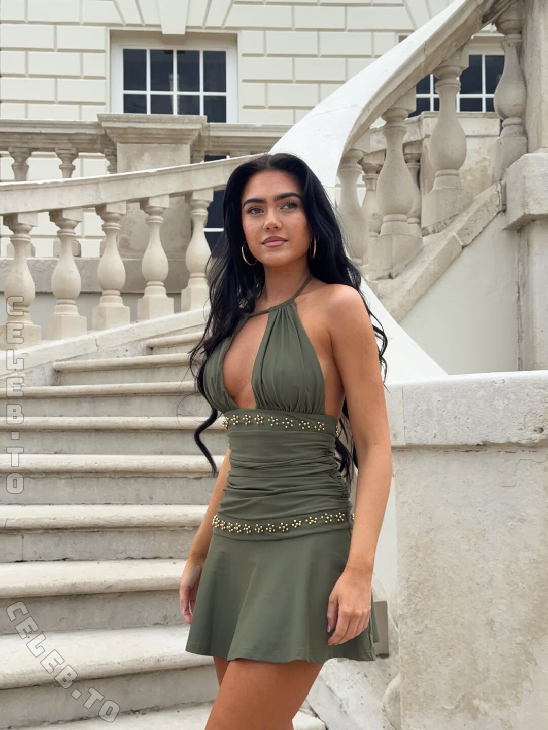 Roxanarosuu nude photo 1
