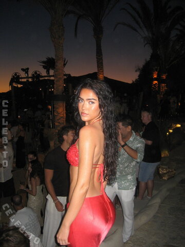 Roxanarosuu Hot (9 photos)