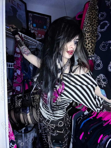 Roxy Katrina photo 5