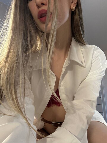 rubbyfoks nude photo 14