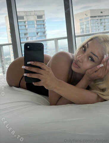 Rubi Rose Fresh (1 photo)