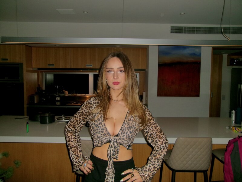 Ruby Esler nude photo 2