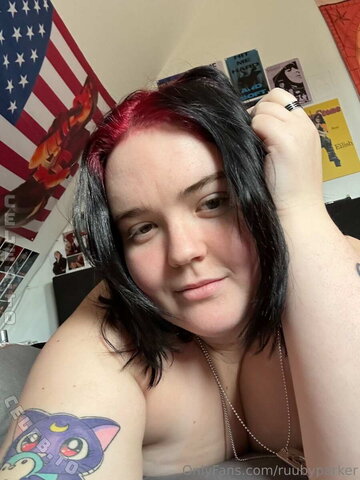 Ruby Parker nude photo 4