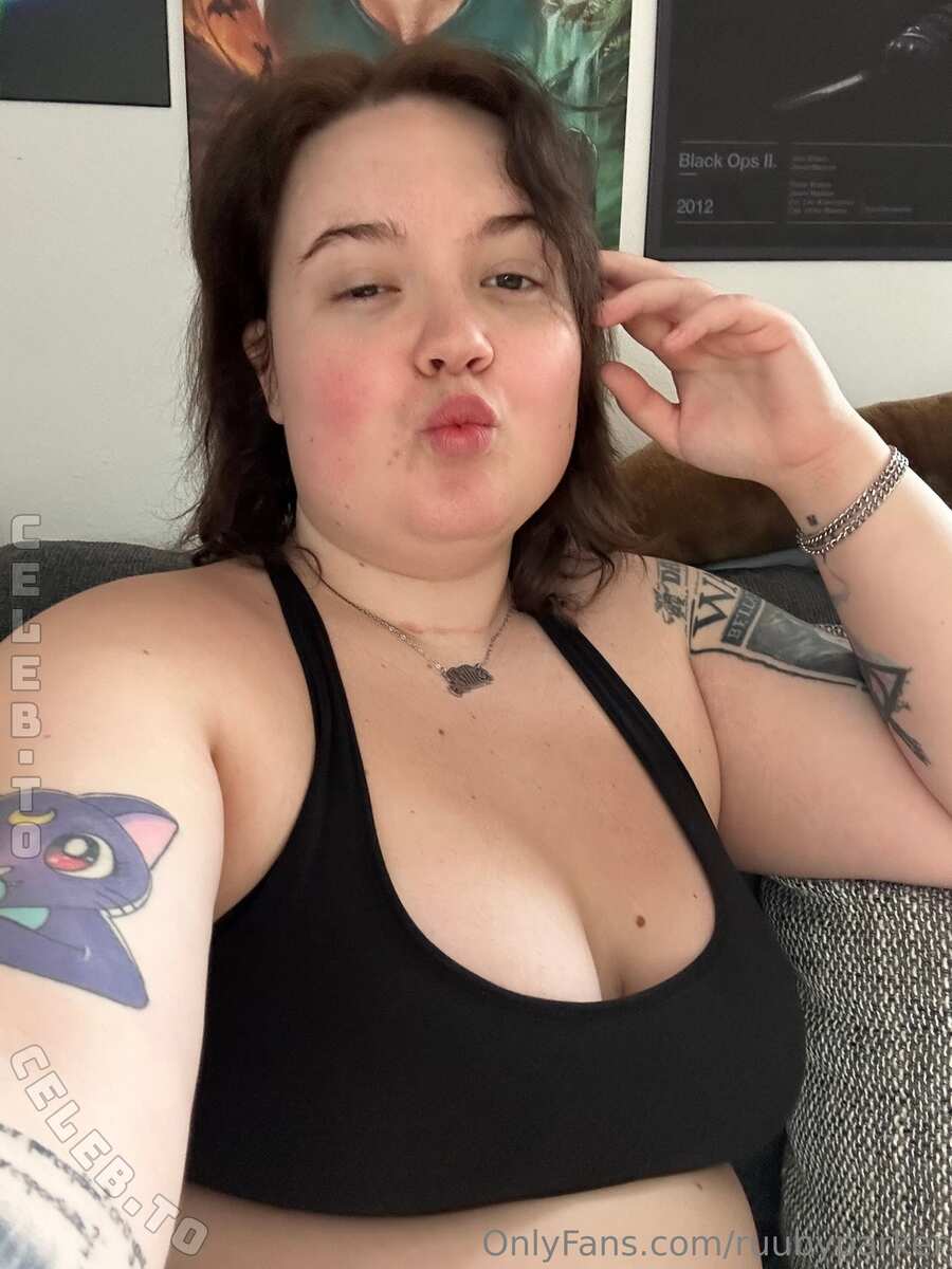 Ruby Parker nude photo 8