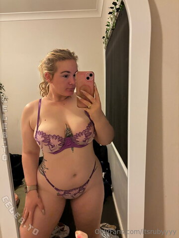 Ruby Rae / itsrubyyyy nude photo 10