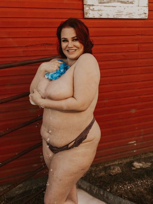 Ruby Roxx Super Curvy Model NUDE Photos and Videos nude photo 7