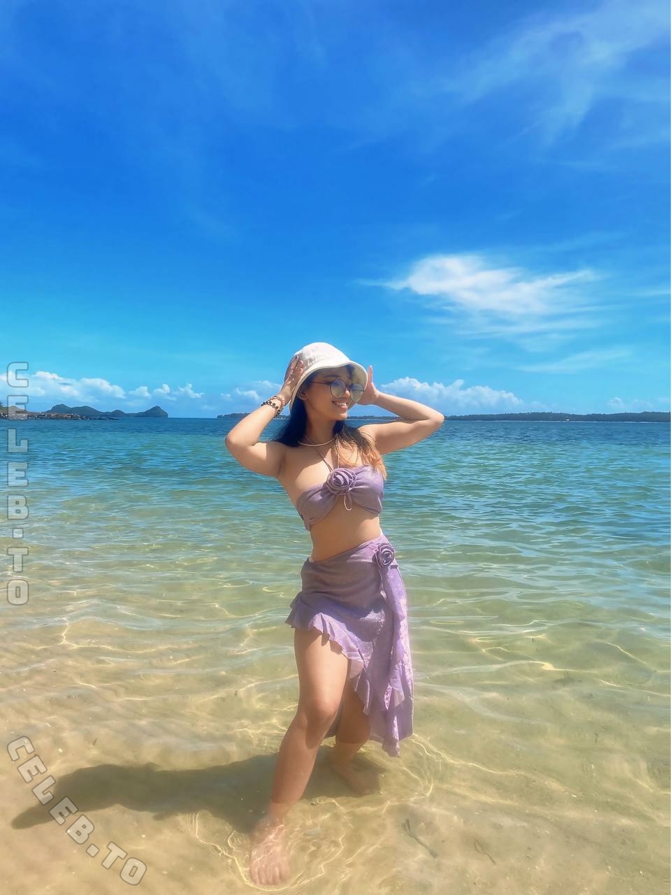 rucucucucu nude photo 2
