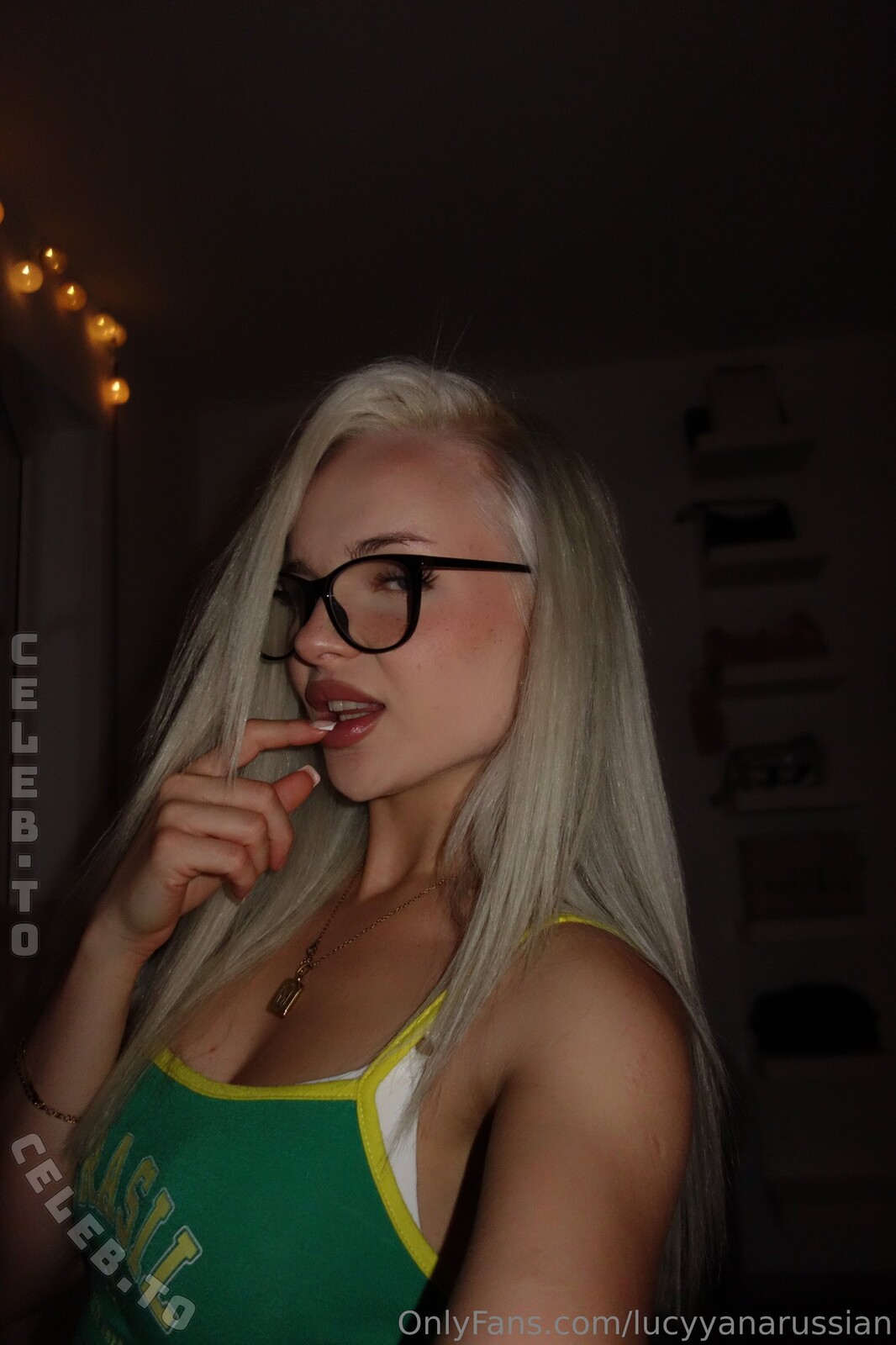 Russianlucy nude photo 1