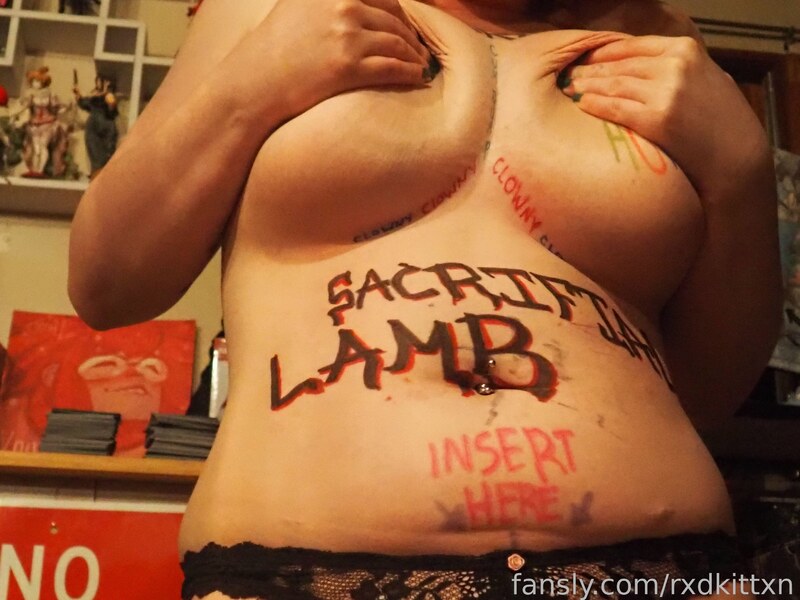 RxdKittxn nude photo 3